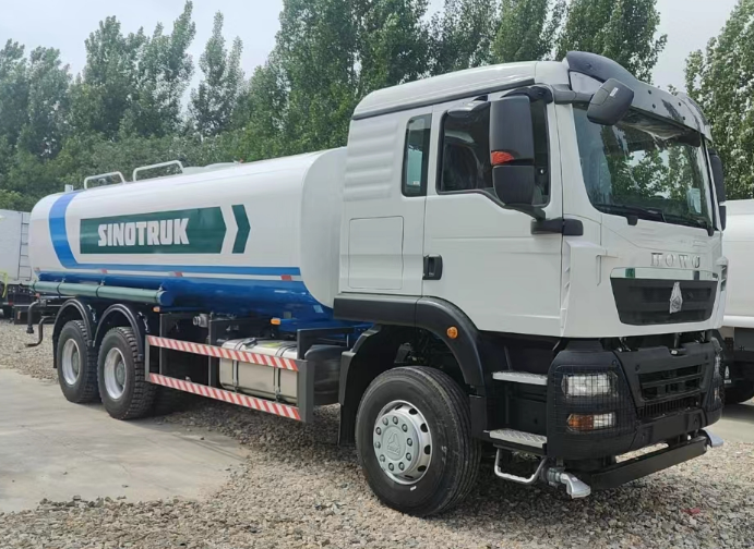 HOWO TX 6×4 22000L WATER TANK TRUCK