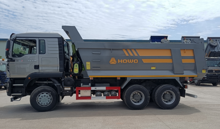 HOWO TX 6X4 340HP DUMP TRUCK