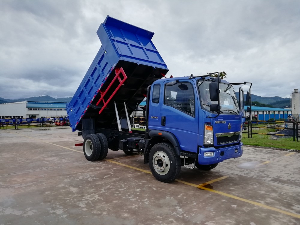 SINOTRUK 4X2 8m³ DUMP TRUCK