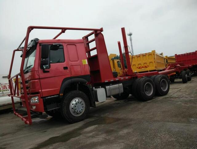 SINOTRUK HOWO 6X4 LOGGING TRANSPORTATION TRUCK