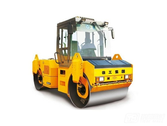 XCMG XD83.压路机