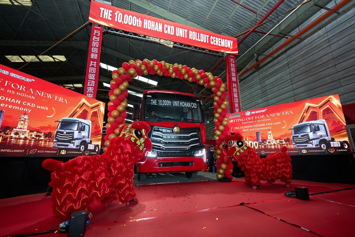 1785836564943200674406965248.jpeg 中国重汽马来西亚第10000台CKD整车下线