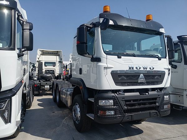 Camion tracteur HOWO TX 6×4