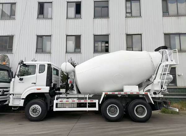 Camion malaxeur 4