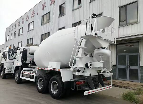 Camion malaxeur 5