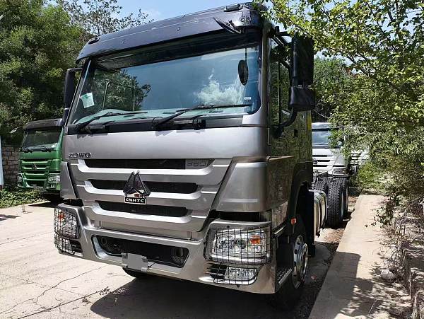 Tracteur de 400 ch