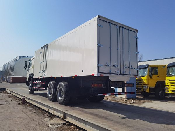 camion fourgon