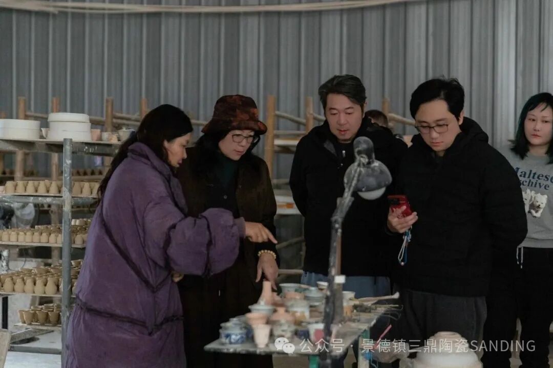 匠心同行，瓷韵传承｜中国绝技绝活副会长谢老师一行莅临三鼎陶瓷考察交流