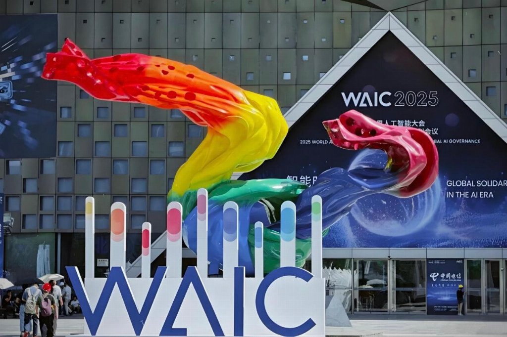 来自WAIC 2025的人形机器人趋势：用于机器人关节的高扭矩微电机成为主流